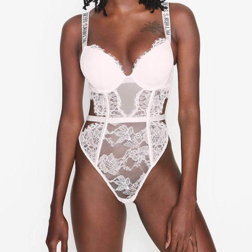 VS Bombshell Teddy